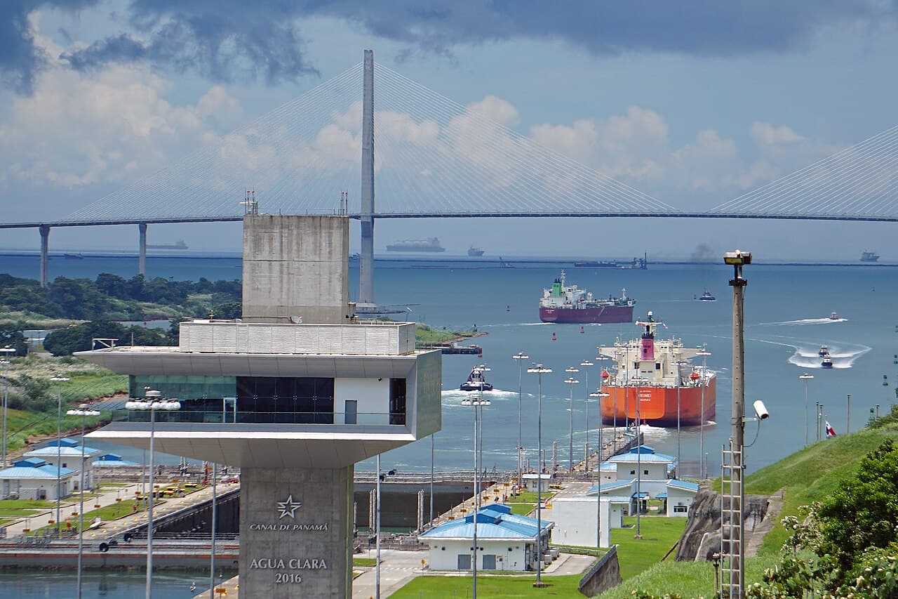 Colón (Panama Canal)