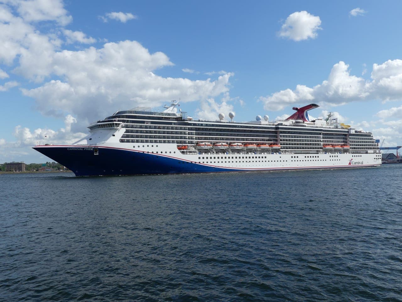 Carnival Pride departing Kiel, Germany