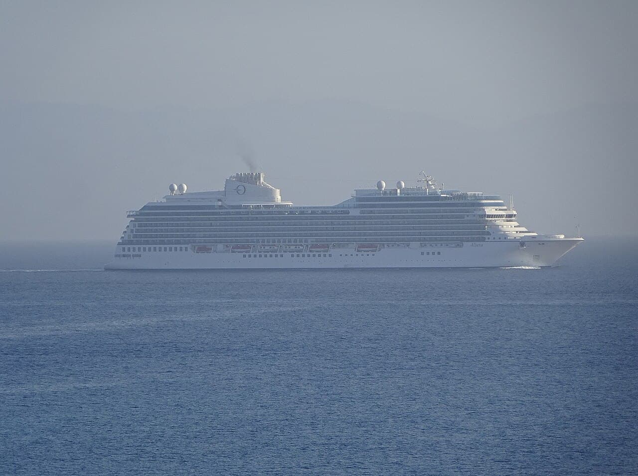 Oceania Allura arriving at Rhodes