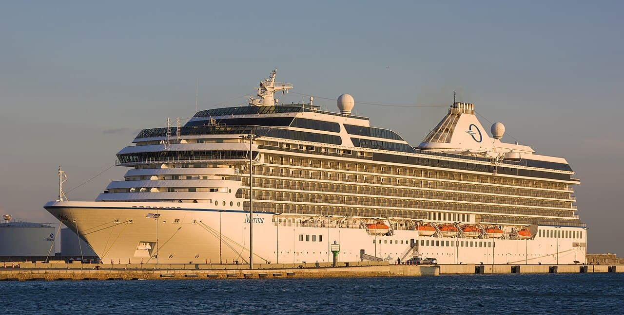 Oceania Marina alongside in Sète, France